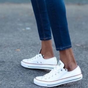 White Converse Chuck Taylor All Star Sneaker